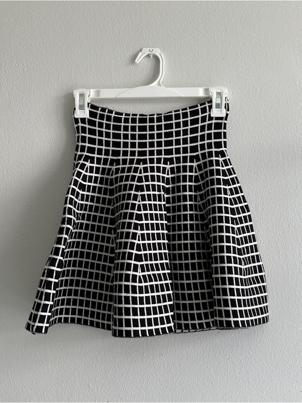 High Waisted Minimalist Black and White Grid Circle Skater A-Line Skirt